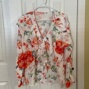 NWOT FLORAL TOP